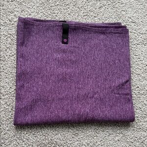 Lululemon infinity scarf